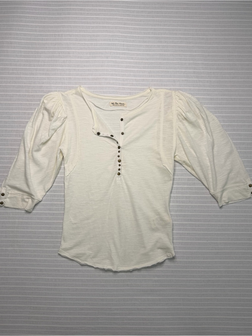 🤍 We The Free Cream Puff Sleeve Henley Top – Size Small